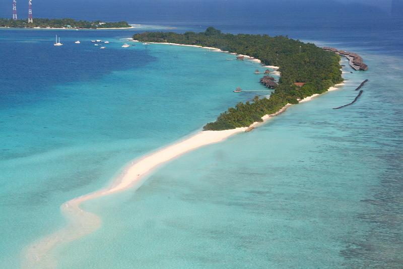 Maldives from the air (13).jpg